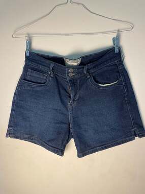 Levi's Women's Double Button Dark Wash Denim Shorts Size 6 or S/M